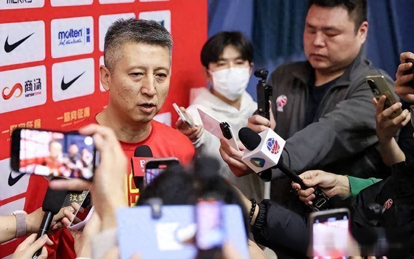 好博app下载-关于那不勒斯训练开放日，今晨绝杀压哨引欢呼，CBA常规赛在即，资深球员宣示担当的信息